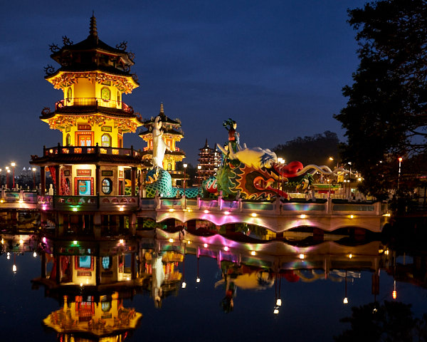 Spring and Autumn Pavilions - Kaohsiung